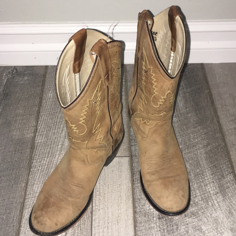 Old West leather can boy boot